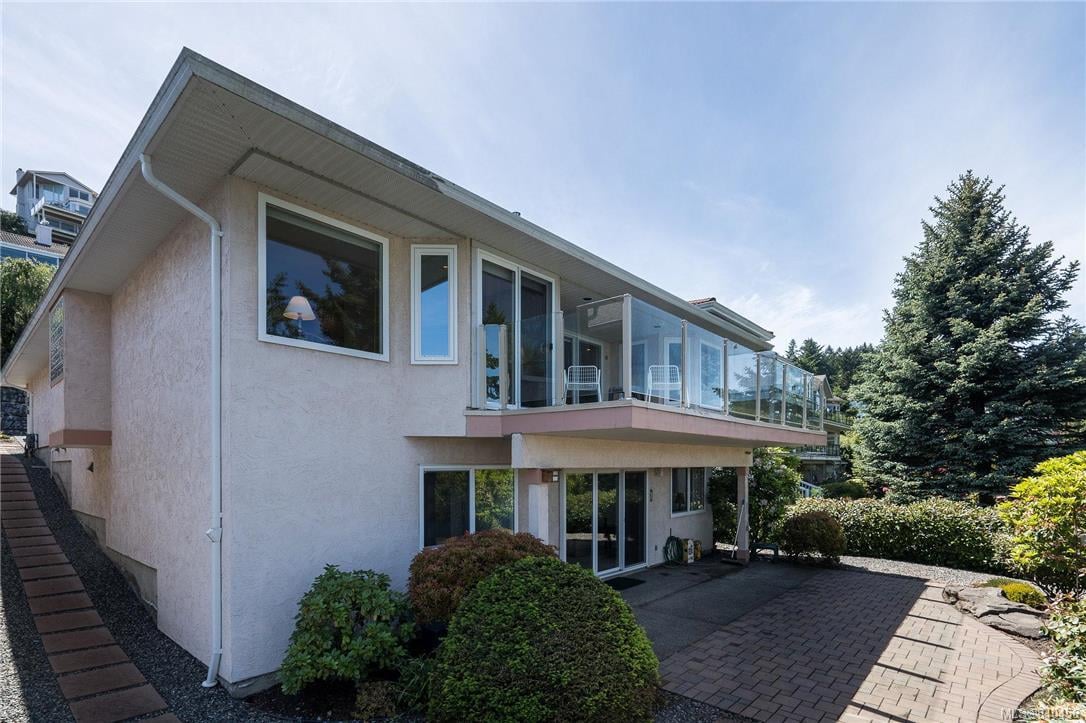 235 Marine Dr