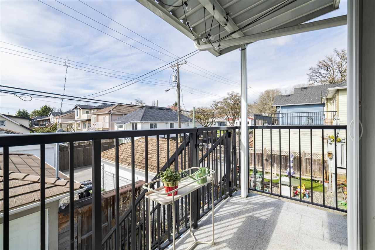 6045 Main St