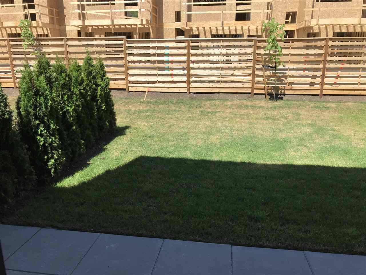 15-3596 Salal Dr