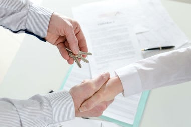 House-hunting Without A Broker: 5 Things To Consider Before Going It Alone