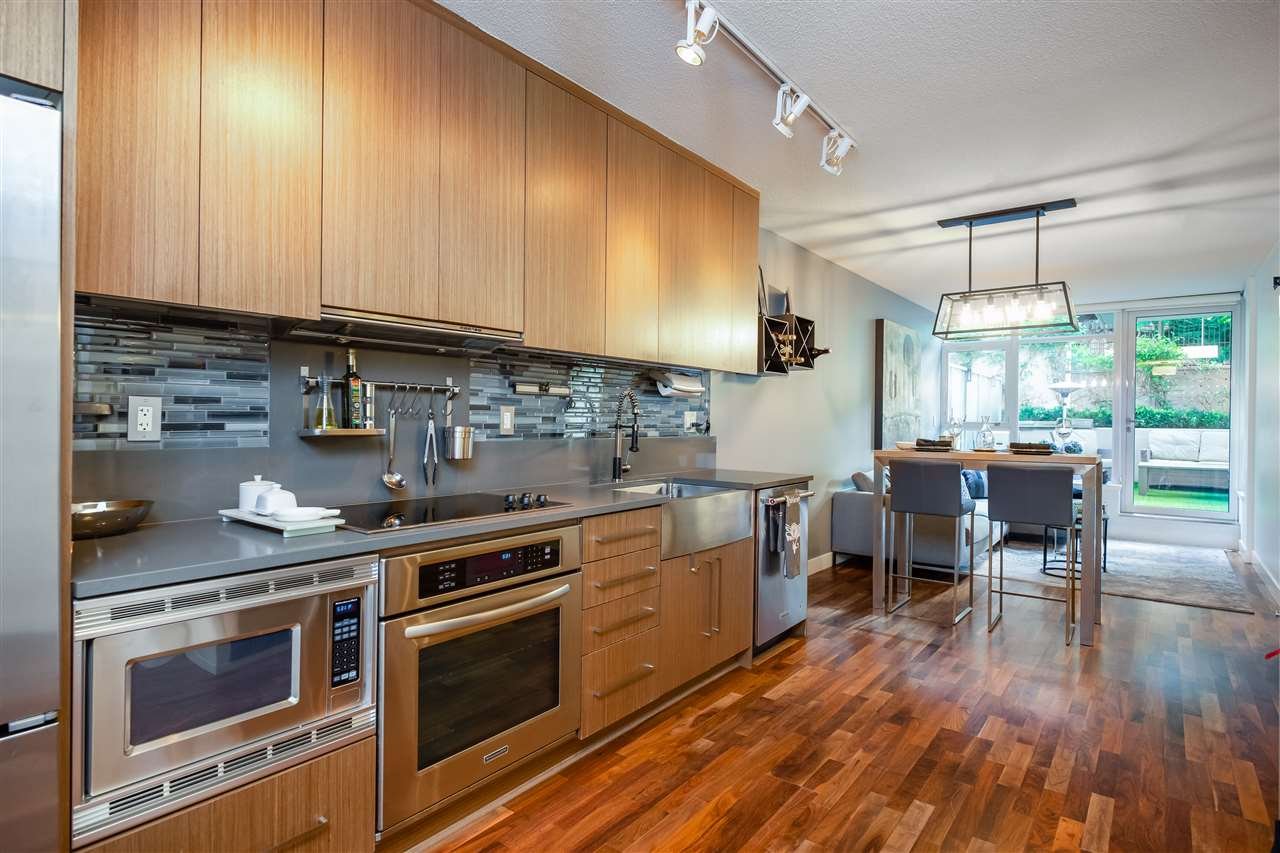 203-251 E 7th Ave