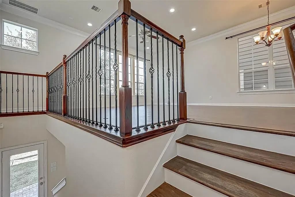 3216 Clearview Cir