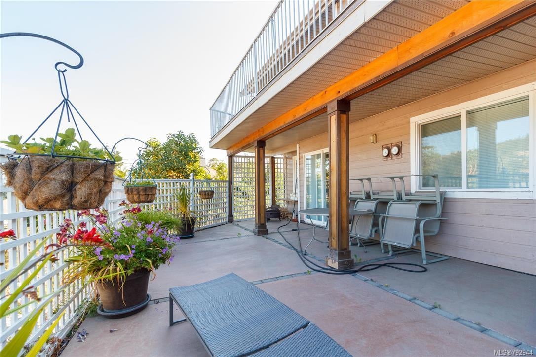 2406 Fleetwood Crt, Langford