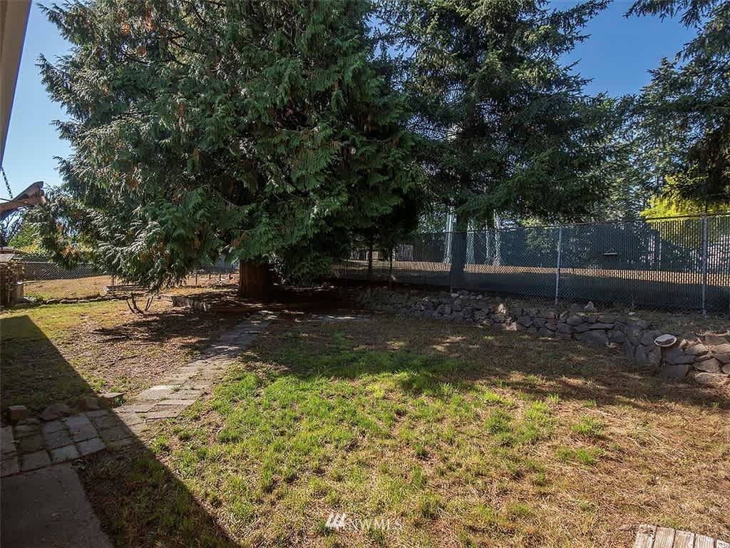 9420 24th Ave SE