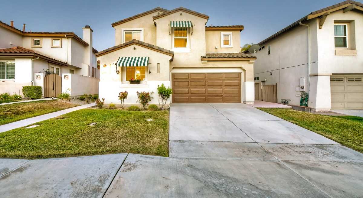 1455 Horn Canyon Ave