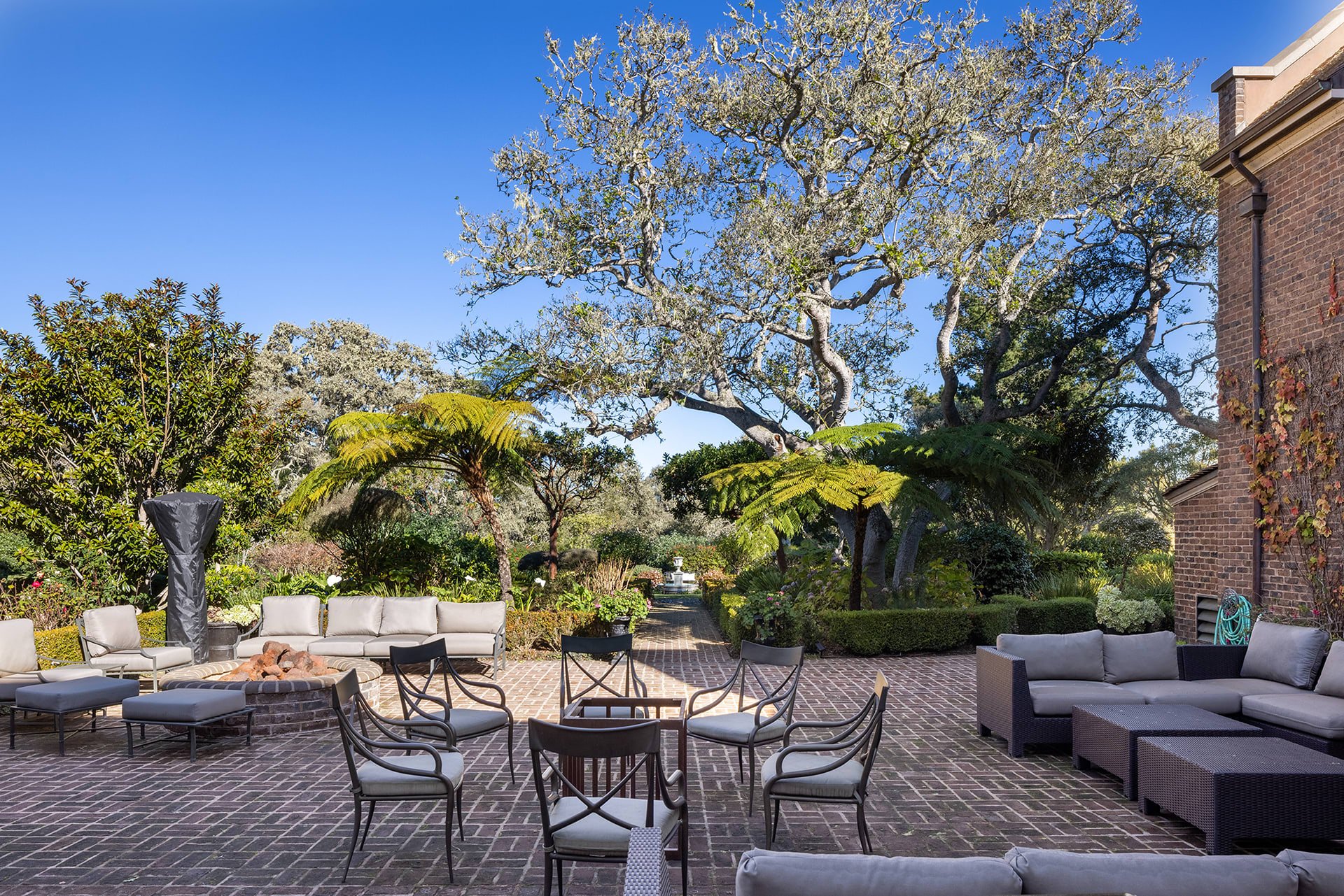 Padre Manor - Pebble Beach Oceanview Estate