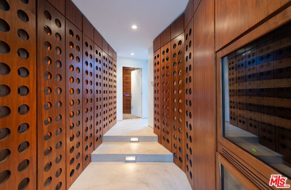 Chateau Velvet
