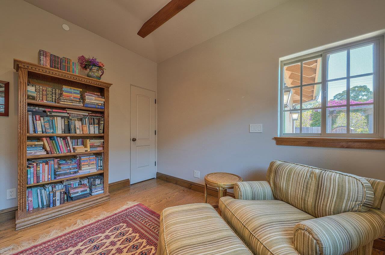 416 English Ave