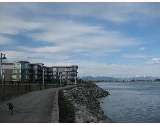 104-14300 Riverport Wy