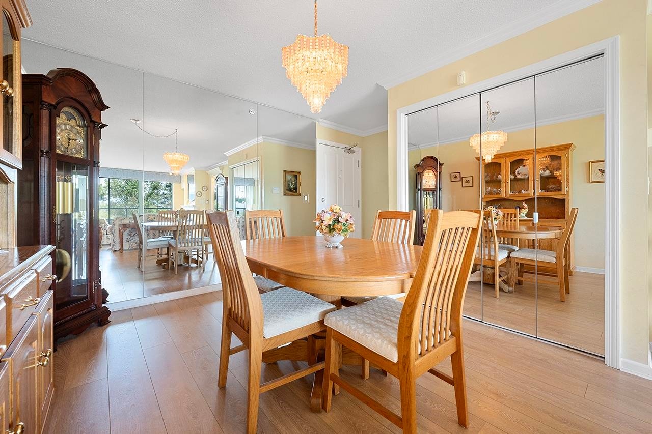 907-6611 Southoaks Cres