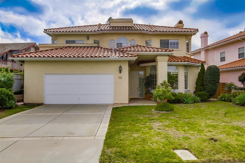 10831 Red Rock