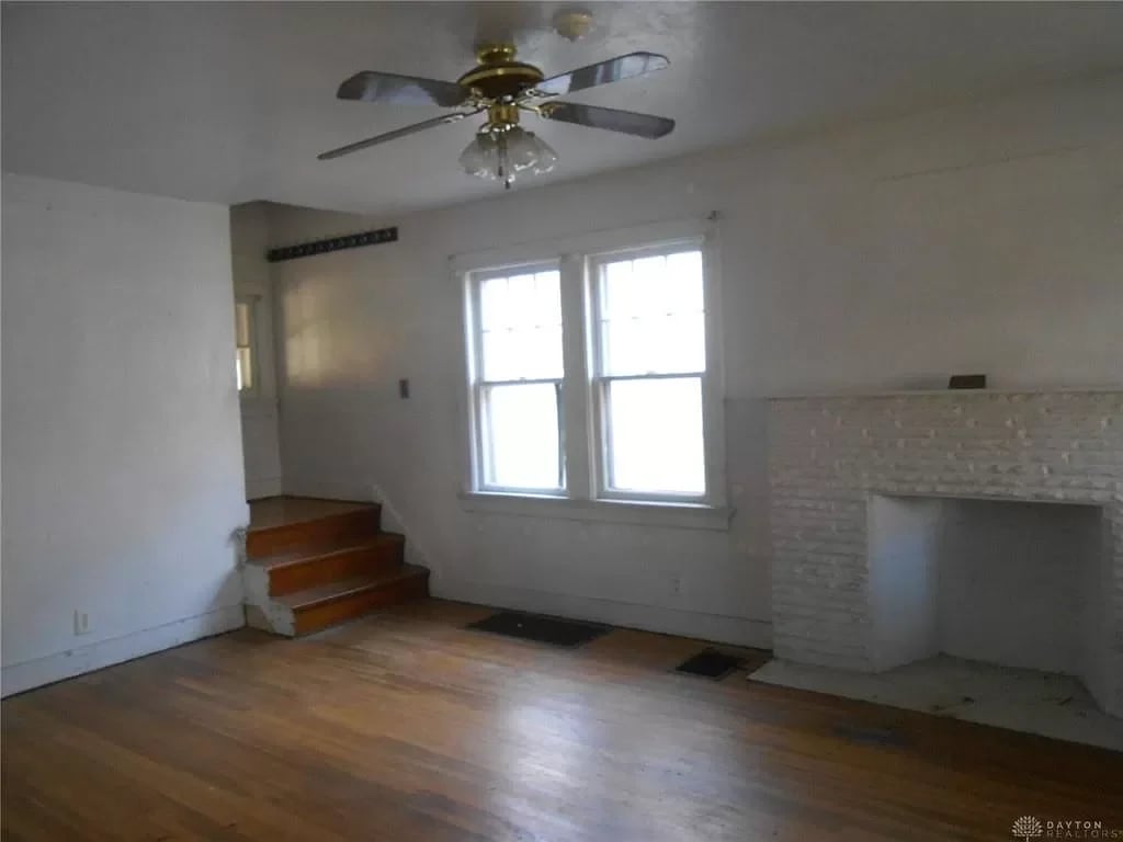 1946 Litchfield Ave