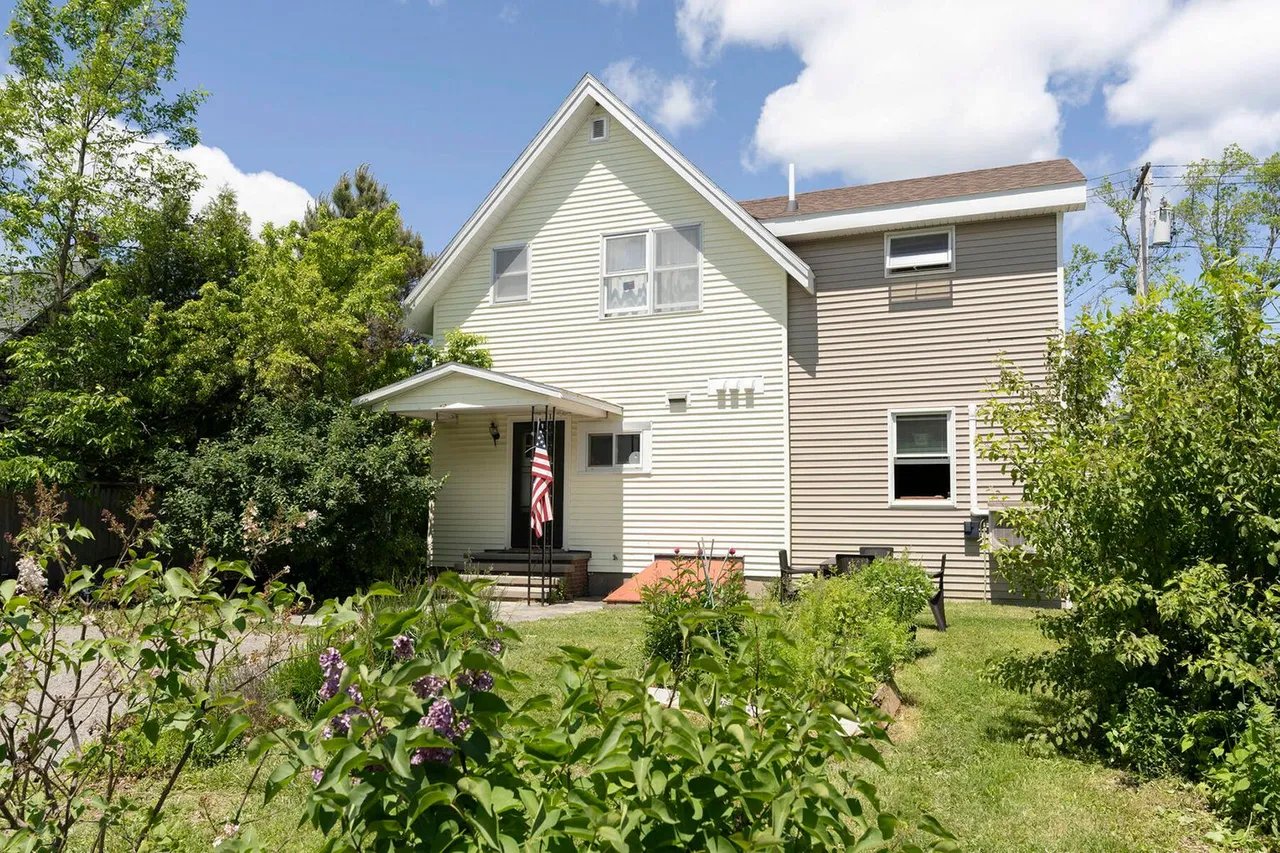 New Listing! 1 Wayman Lane, Bar Harbor, Maine – $765,000