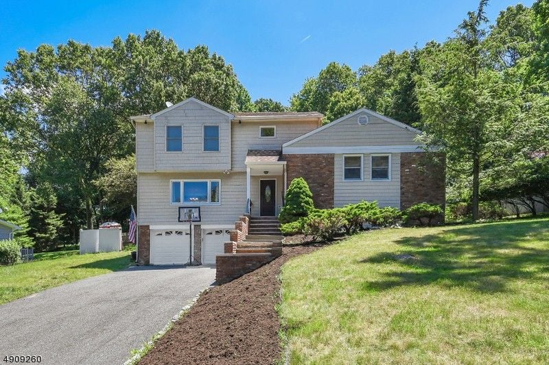 49 Warren Rd