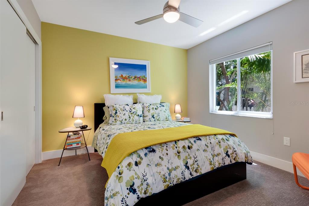 1734 Bahia Vista St