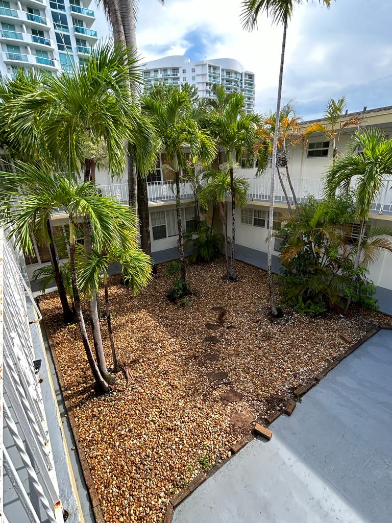 7920 East Dr #14 North Bay Village