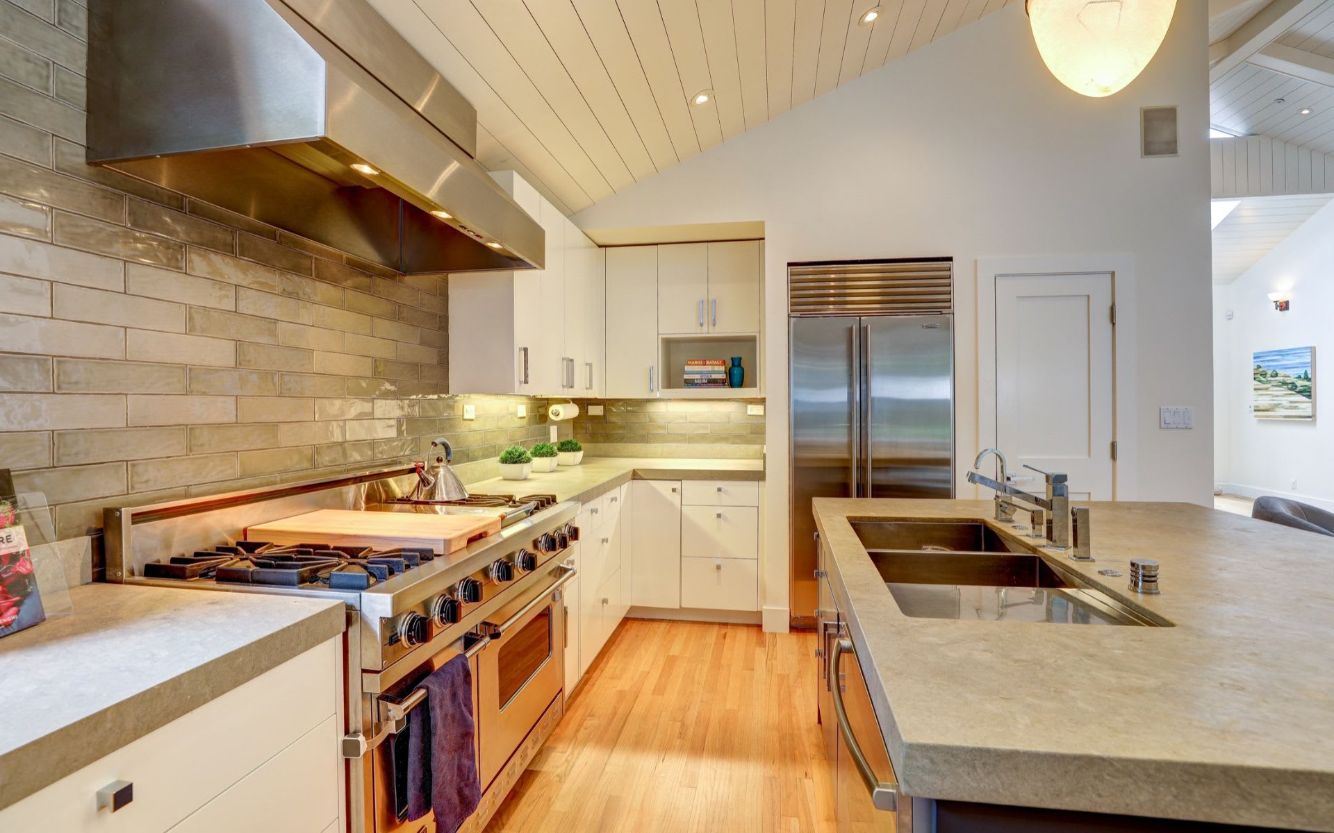 109 Bolinas Avenue