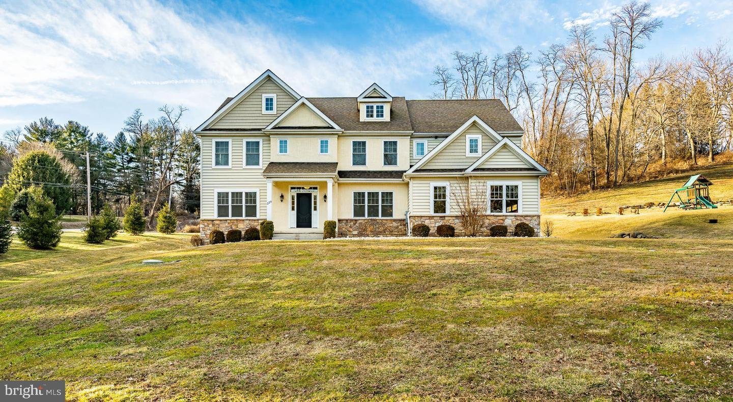 Custom Media Home