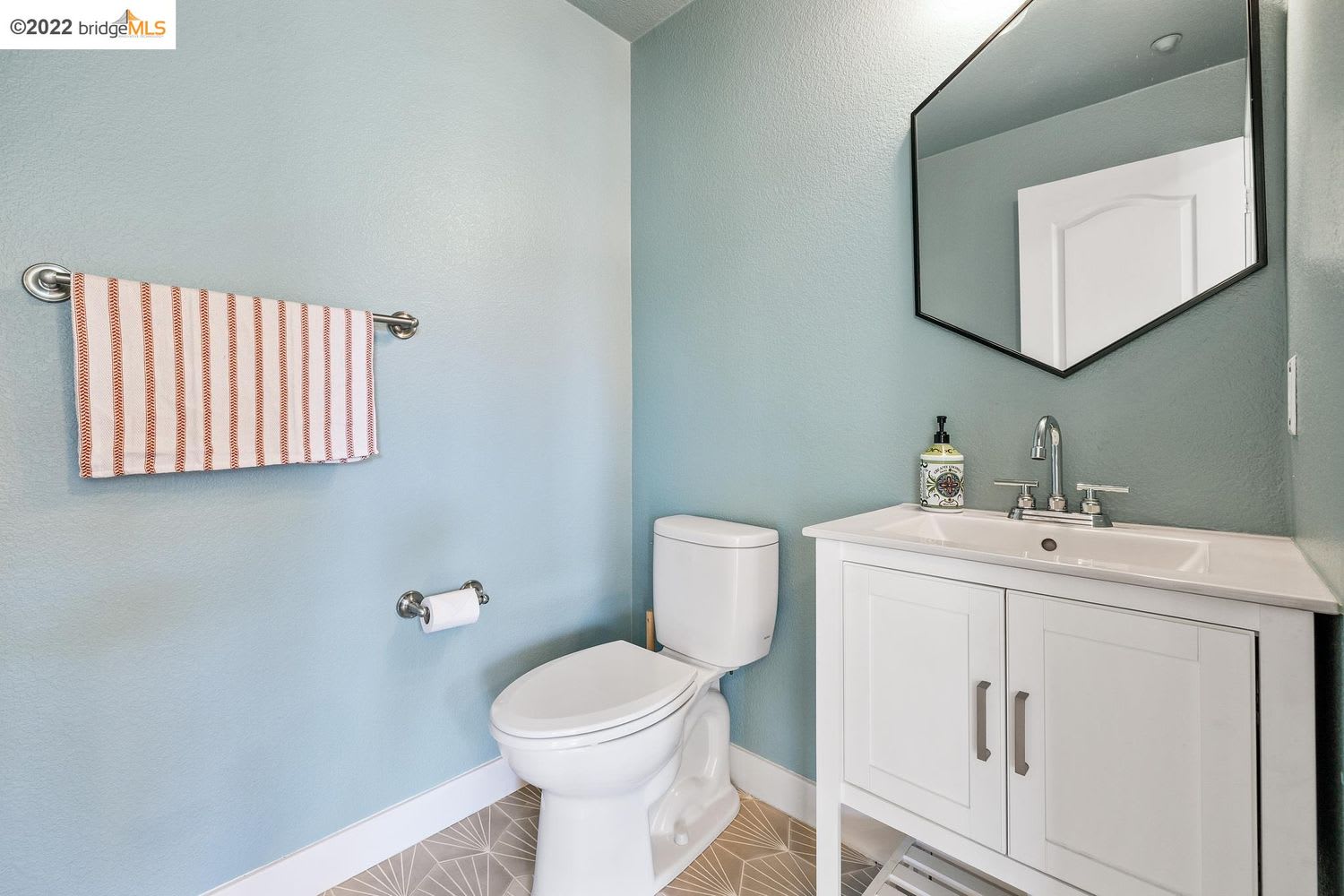 6178 Old Quarry Loop, Oakland, CA 94605