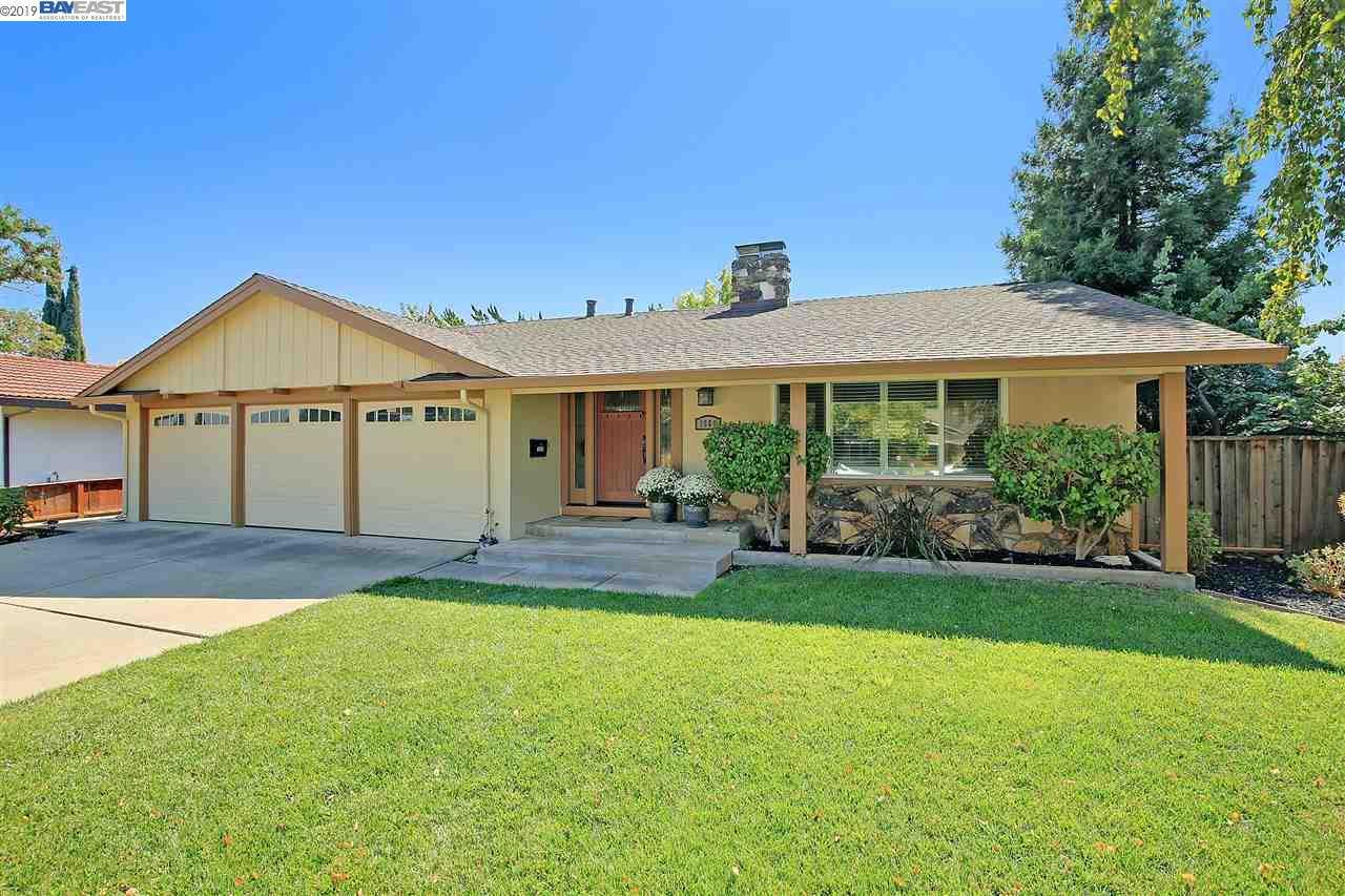 1569 De Soto Way