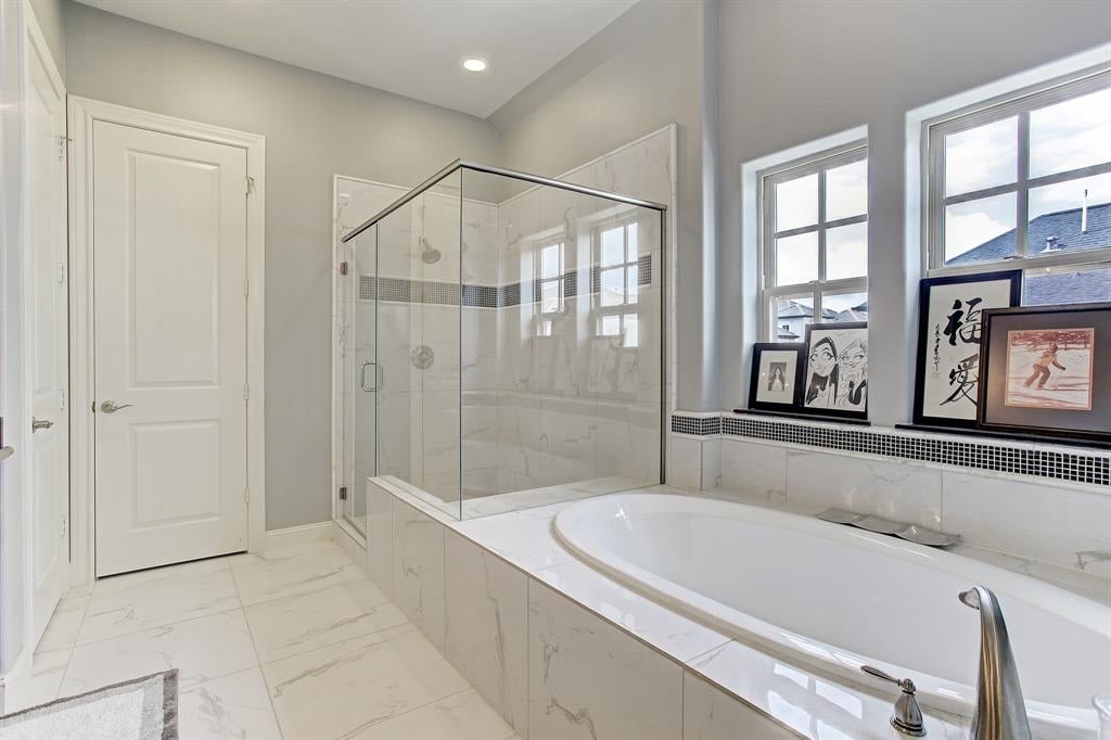 2704 ARABELLE GROVE