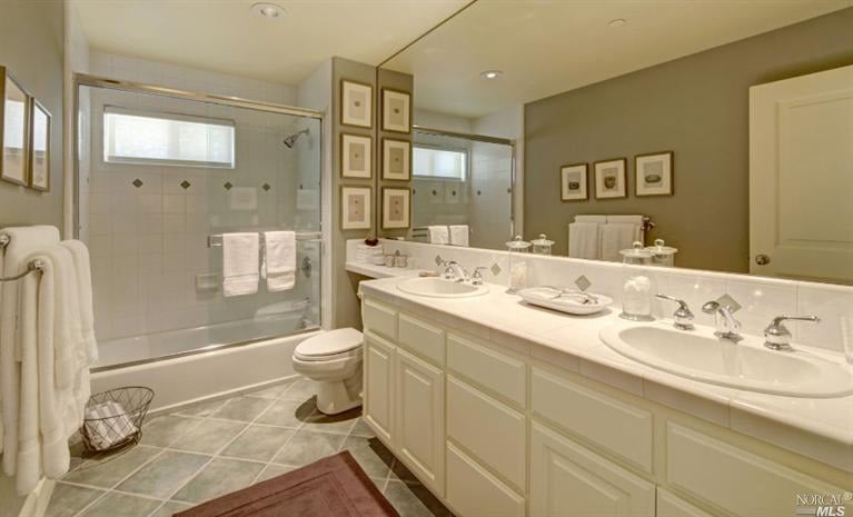 Luxurious Residence Featured in Several Magazines- Represented Buyer