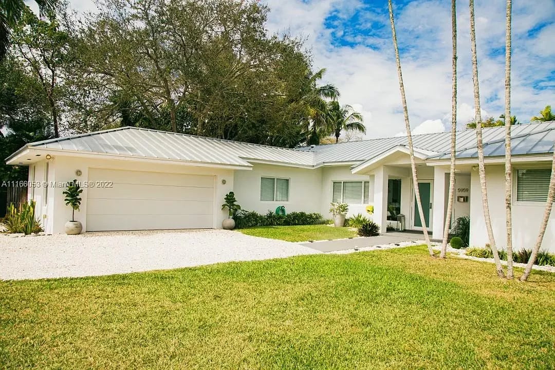 5959 SW 82nd St
