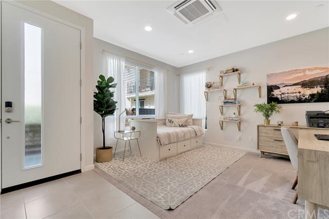 576 Donovan Lane, Costa Mesa