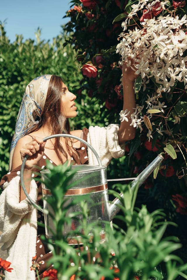 Celebrate Sustainably: 5 Ideas for an Eco-Friendly Holiday at Home