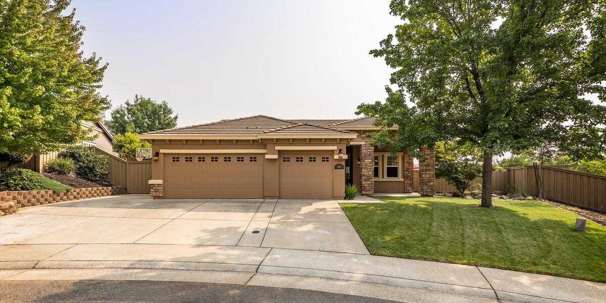 602 Hildebrand Circle