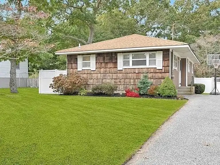 37 Belmont Dr