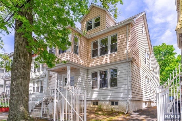 48 Greene Ter