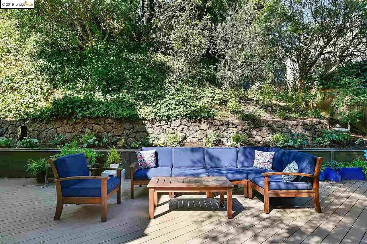 1650 Trestle Glen Rd