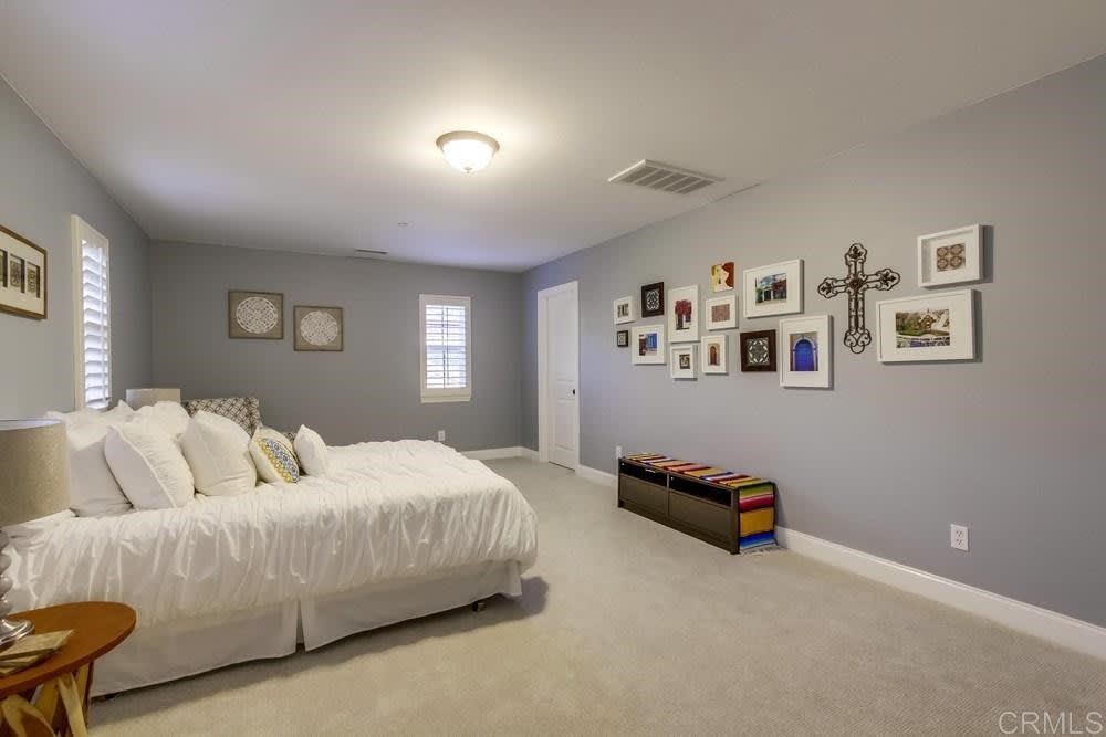 11232 Deprise Cove