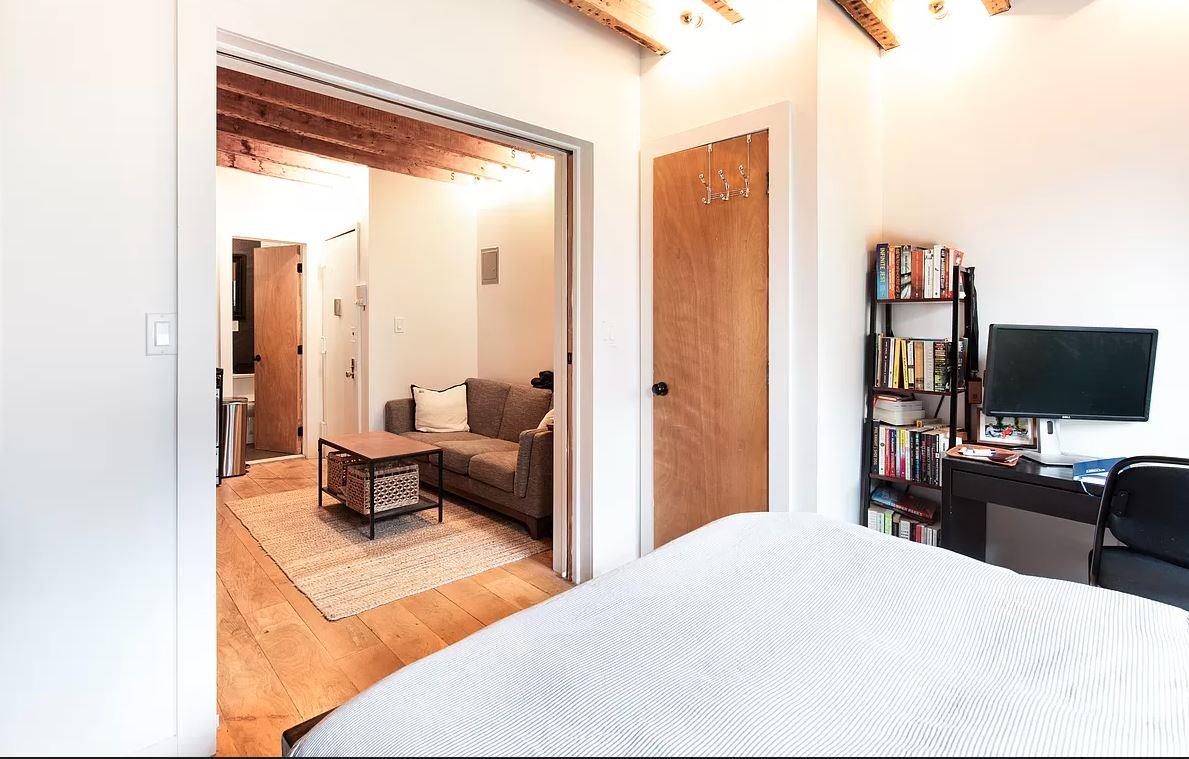 42 Horatio Street, Apt 18