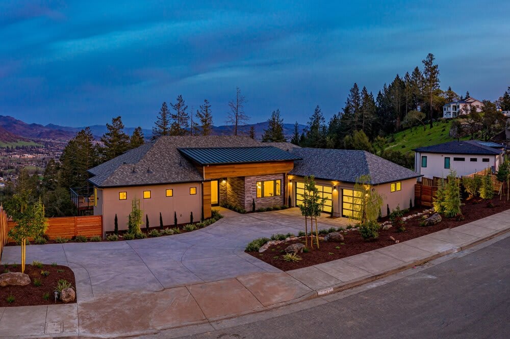3911 Rincon Ridge Dr