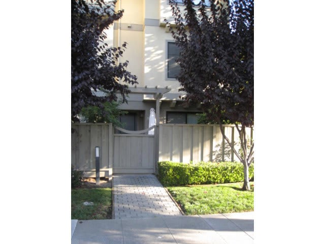 767 Carmel Ave