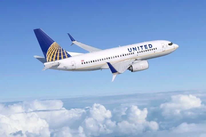 United Airlines launches direct flight from Denver to Belize