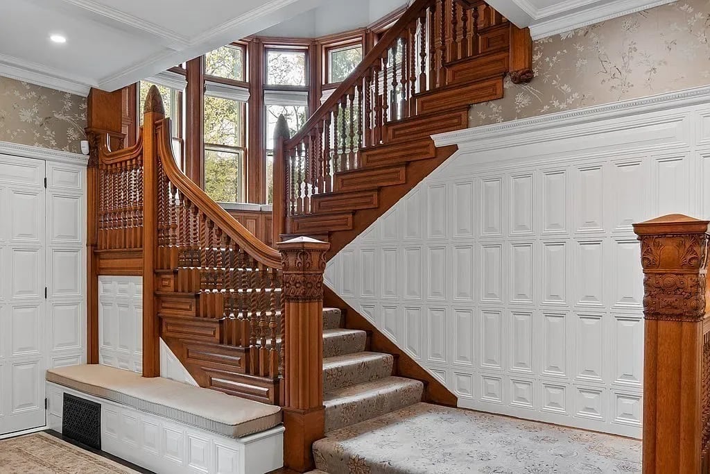 80 Orchard Ave