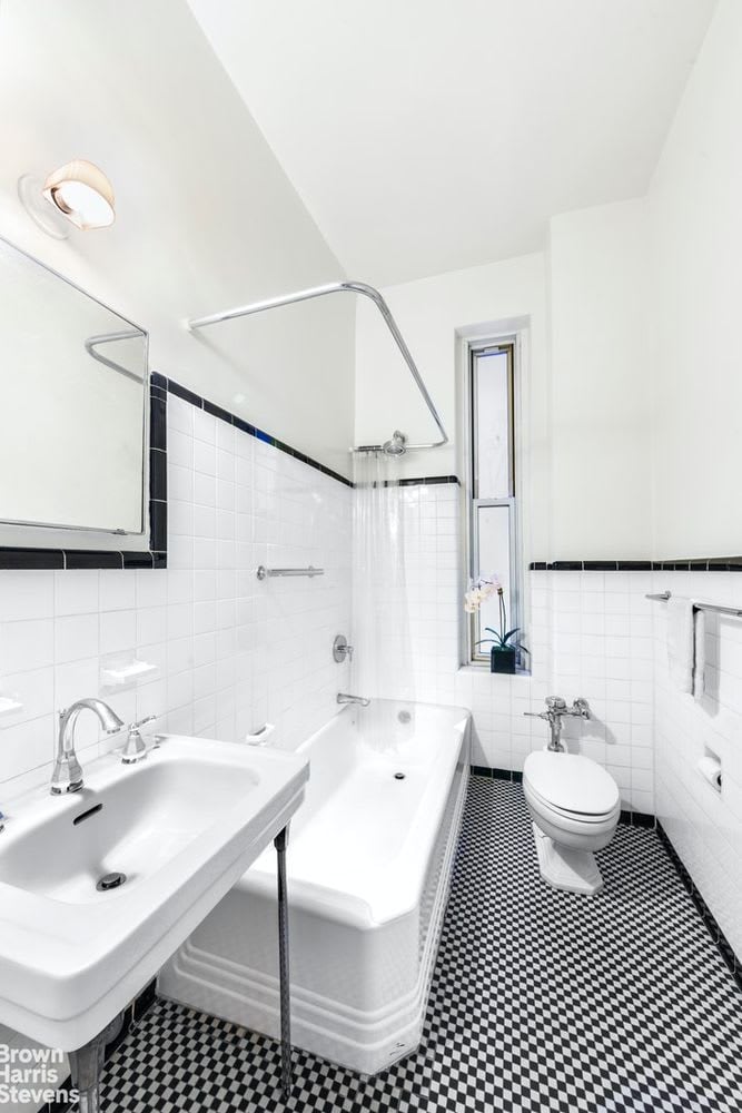 180 West 58th Street Unit: 3B