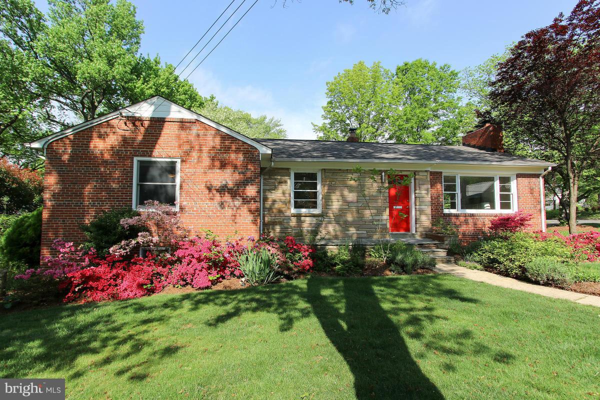 312 Yale Dr