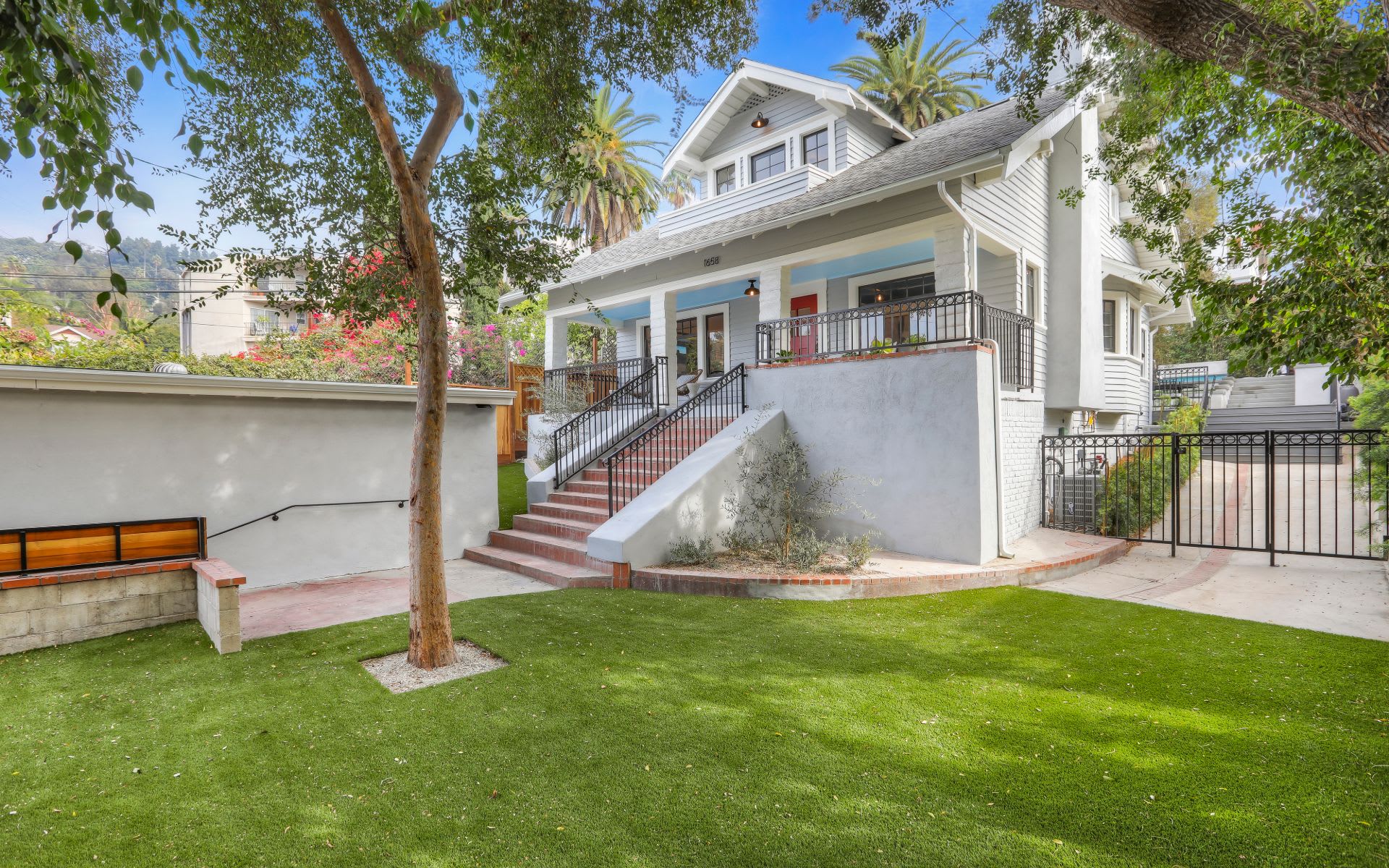  1658 Golden Gate Ave