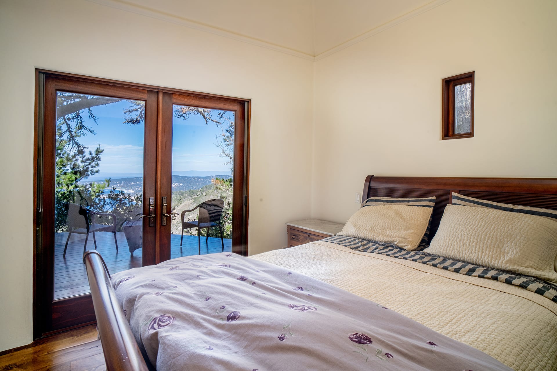 Stunning Peninsula Views - 309 Mt Devon Road