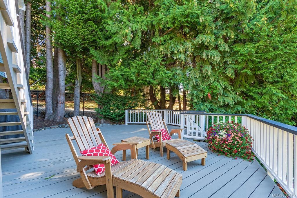1139 Camrose Cres