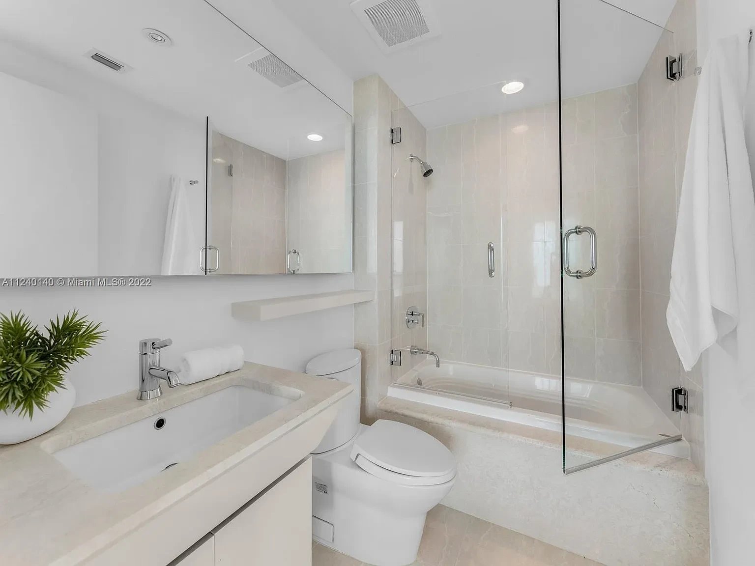 2627 S Bayshore Dr APT 1205