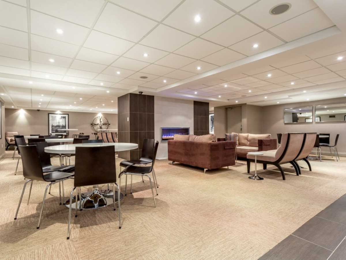 360 BLOOR ST E PH 5