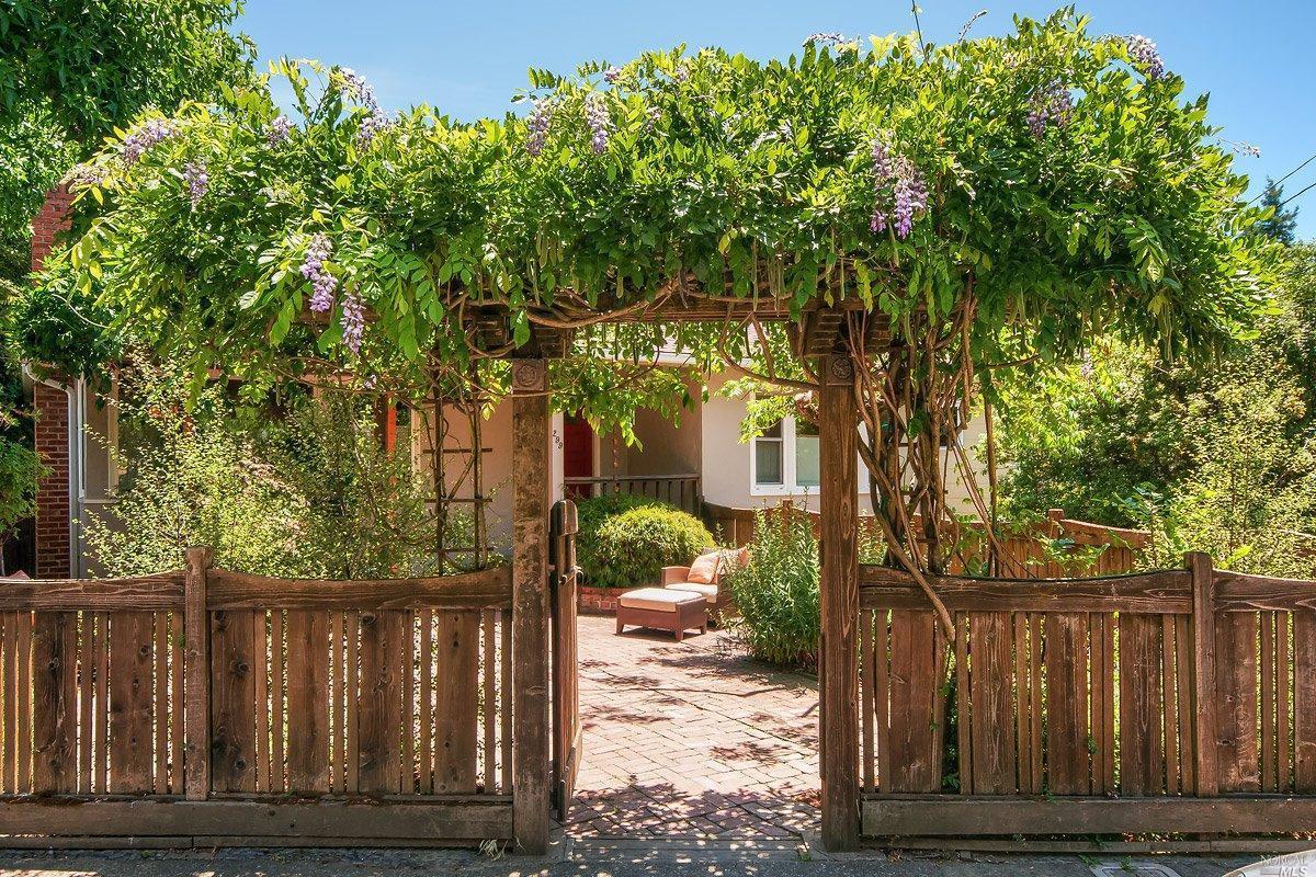 299 Bolinas Rd