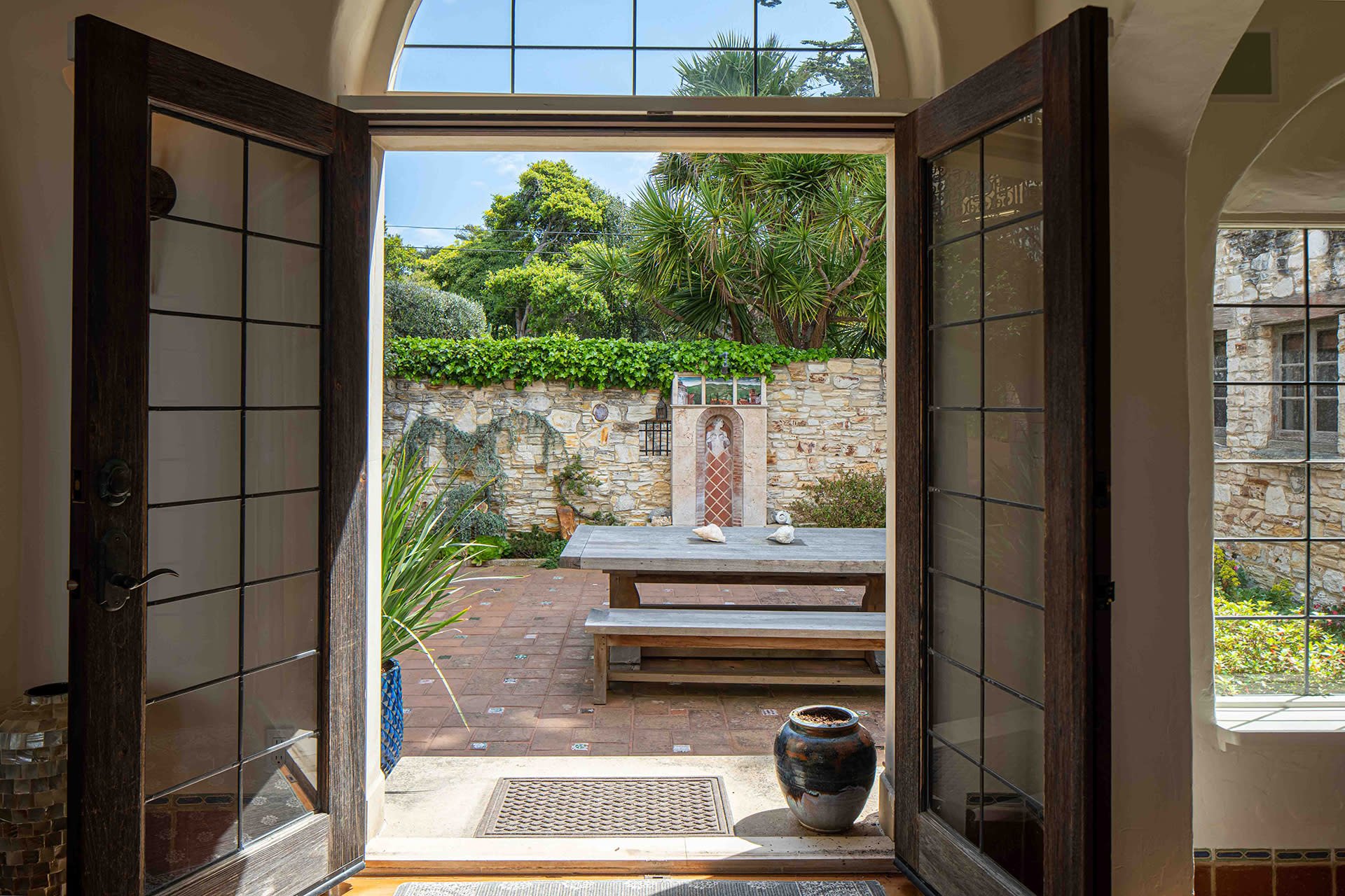 Seastone - Carmel-by-the-Sea Luxury Rental