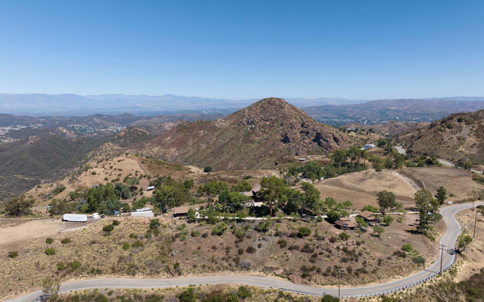 33007 Mulholland Hwy