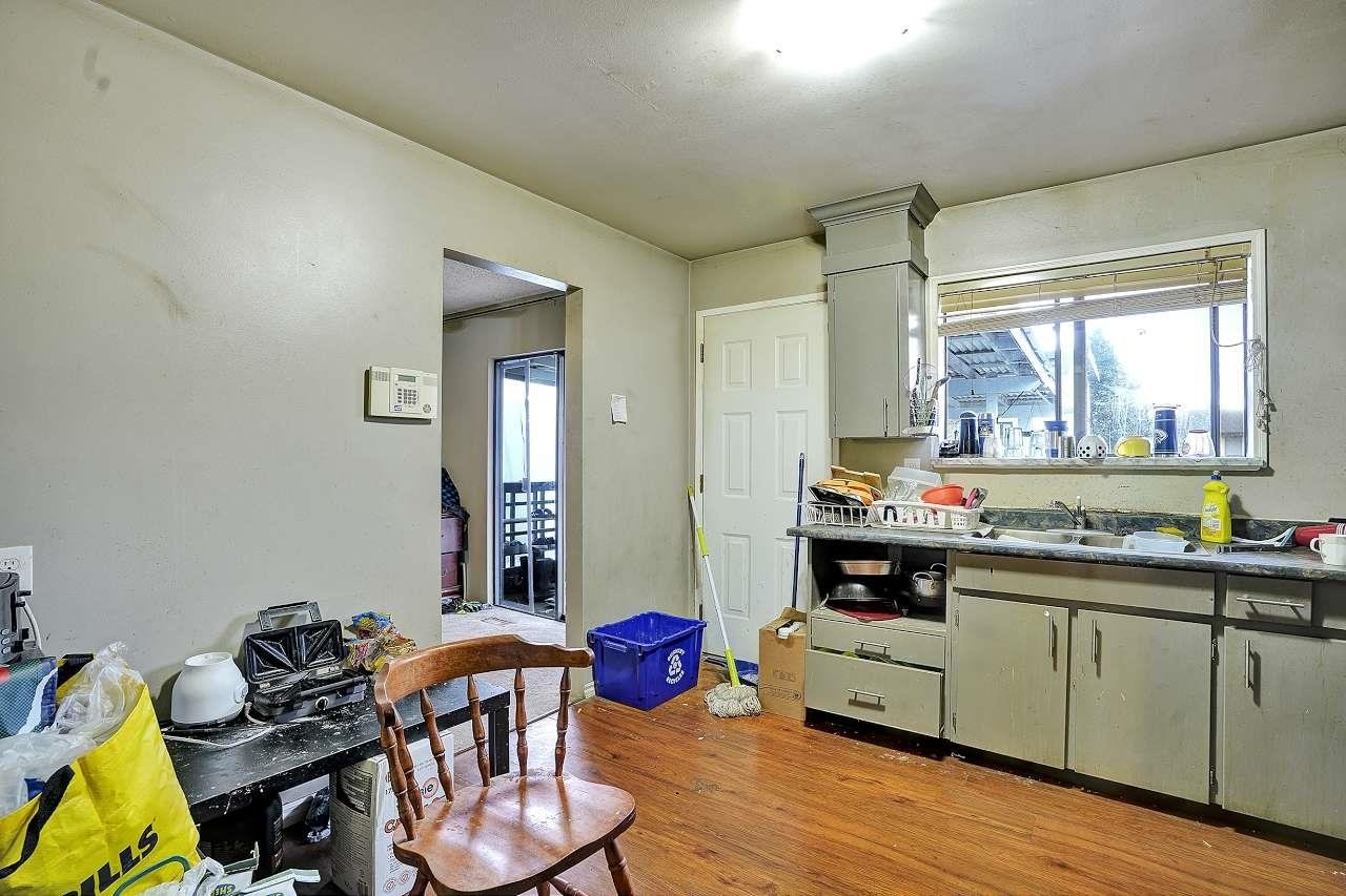 9428 132 St